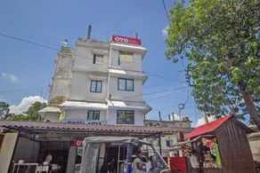 OYO 37489 Hotel Arya International - Image 3