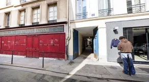 Apartment in le marais - Image 4