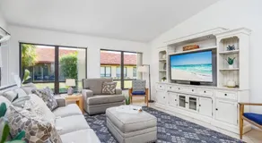 Yellow Pine Villa - Image 2