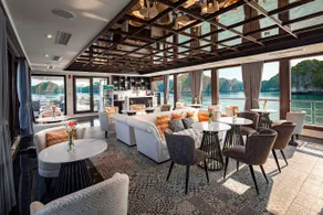Aquarius Grand Hotel - Image 2