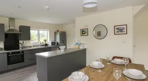 Glandwr House - Image 3