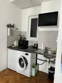 Studio Apartment on Lerchenfelder Str - Image 4