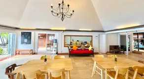 Chill Inn Lipa Noi Hostel and Beach Cafe - Image 2