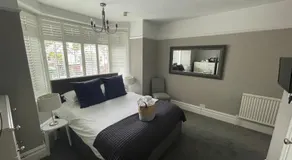 Grosvenor Lodge Guest House - Image 4