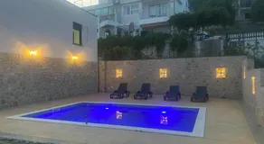 Stone Villa - Image 3