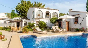 Casa Llibertat boutique stay with spa - Image 3