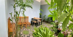 Cat Ba Central Homestay - Image 3