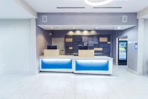 Holiday Inn Express Hotel & Suites Crestview South I-10 by IHG - Image 4