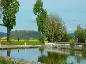 Elegant familiehus i Bouix - Image 1