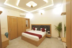 Natraj Hotel - Image 2