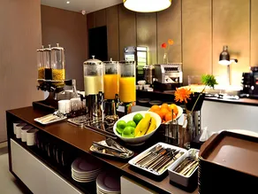 Home Inn Plus Kunming Cuihu Road - Image 4
