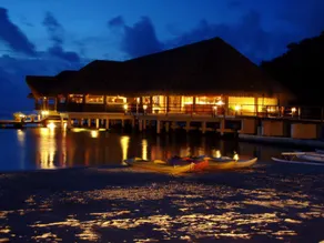 Royal Huahine Resort - Image 2