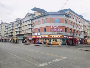 Xinglong Hostel - Image 5
