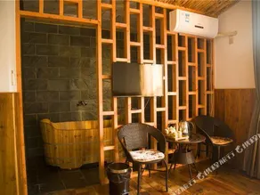 Bamboo Inn - Image 5