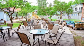 Cabin Guesthouse with free parking - Image 3