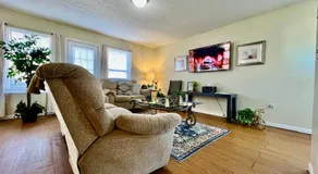 Jason's Attached Home - Image 2