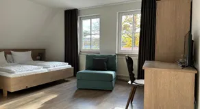 Waldhotel Eichenhof - Image 2