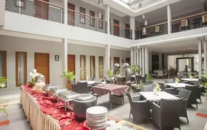 Rosalia Indah Hotel - Image 5