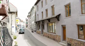 Riders Apartments - Image 5