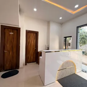 Deluxe room - Image 4