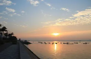 Mingwei Zhencheng Hotel - Image 5