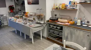 Albergo Aduepassi & Servizio Bike Room - Image 4