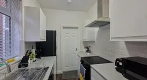 Nice Living Serviced Accommodations 14 - Image 4