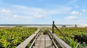 Stunning Beachfront Apartment Near Cocoa Beach Pier - Image 5