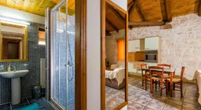 Liuba Villas - Image 4