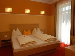 Hotel Schachenwald I Sauna I Aussenpool I Parkplatz - Image 2