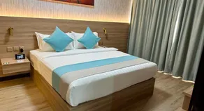 Strand Hotel - Image 5