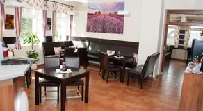 Restaurace a penzion Zděná Bouda - Image 4