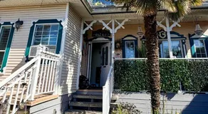 Ocean Breeze Executive Bed and Breakfast - Image 5