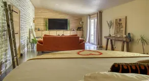 SUITE TESORO avec piscine spa hammam et jardin - Image 2