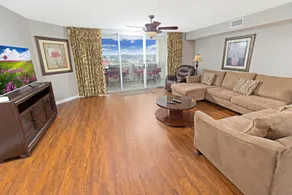 Barefoot Yacht Club & Resort Villas - Image 2