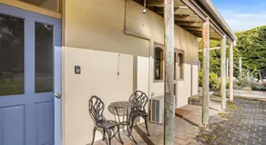 The Clocktower - Serene Stay at Herons Rise Vineyard - Image 5