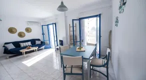 Aquarella-stylish veranda apartment in centre of Poros town - Image 5