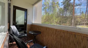 Modern 3 Bedroom Stay with Sauna - Image 4