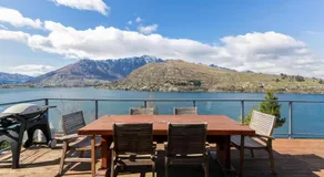 Goldene Aussicht auf den Lake Wakatipu - Image 2