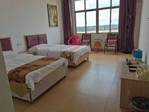 Huatai Business Hotel - Image 2