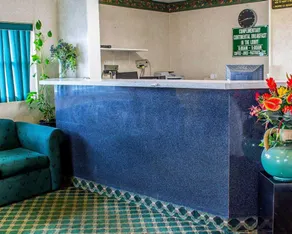 Days Inn by Wyndham Moosic - Image 4