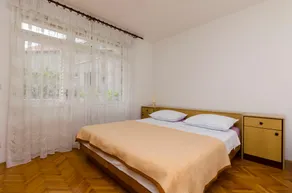 Apartment Tome G - Image 4