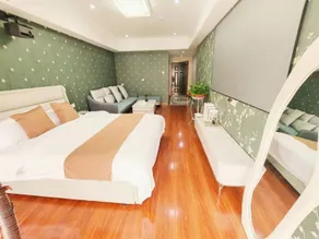 Lazy Gaming Cinema Hotel (Dezhou Wanda Plaza Branch) - Image 2