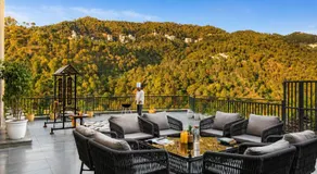 ELIVAAS Panchvati Veloraa Pet-Friendly 6-BHK Apartment with Panoramic Views & Outdoor Seating - Image 3