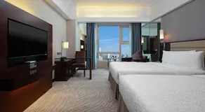 Grand Sun City Hotel-Located city center Metro Access - Image 4