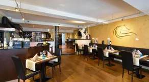 Apart Hotel Amadeo - Image 3