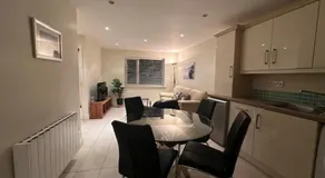 St Bridget's Apartments - Image 3
