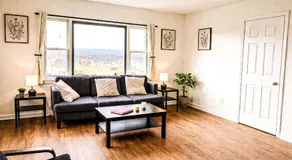 5BR Accessible Lake View Home Near Cornell - Sleeps 9 - Image 2