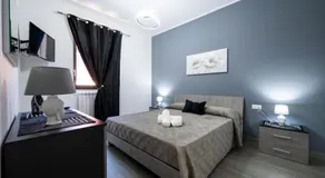 AVA VACATION HOME - Image 2