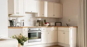 Primrose Luxury Cottage with Private Hot tub - Image 2